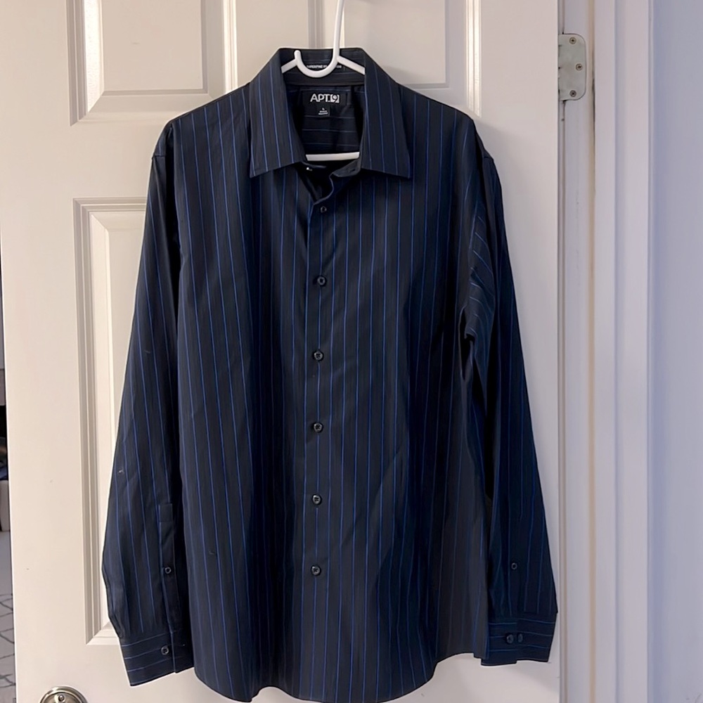 APT. 9 mens dress shirt, large.
